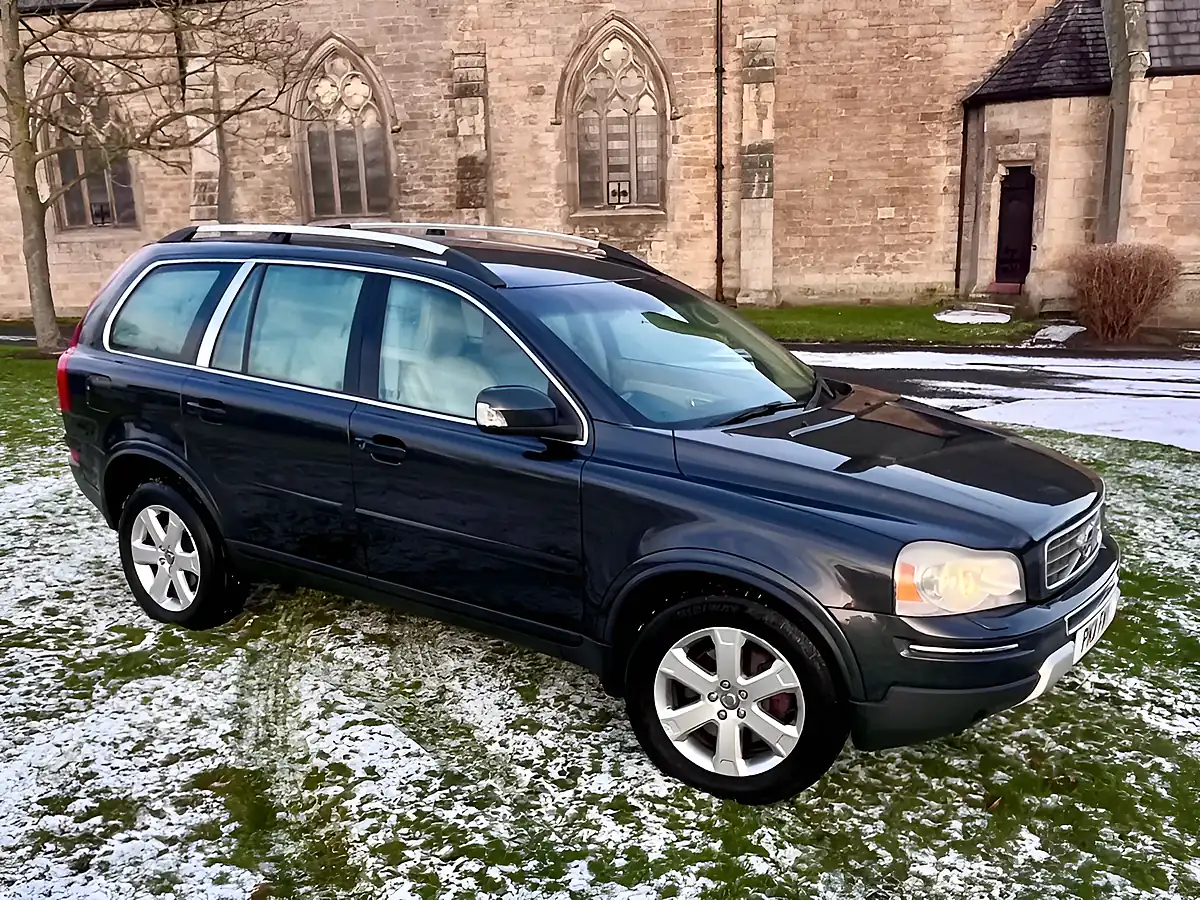 Used 2011 Volvo XC90 Se Lux Grey - Interior and Exterior details 12