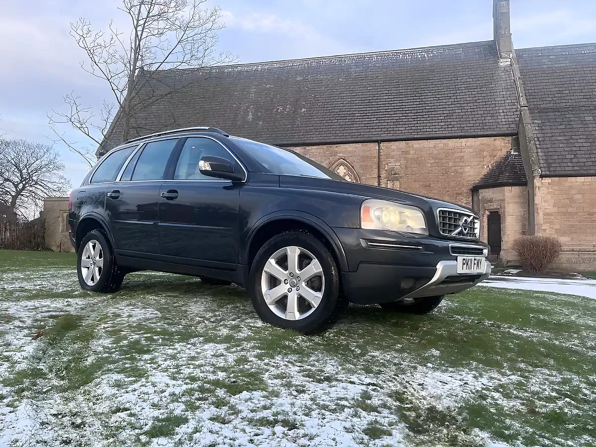 Used 2011 Volvo XC90 Se Lux Grey - Interior and Exterior details 2