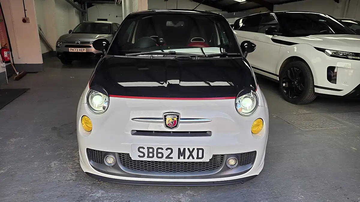 Used 2012 Abarth 595 Turismo Multicolour - Interior and Exterior details 2