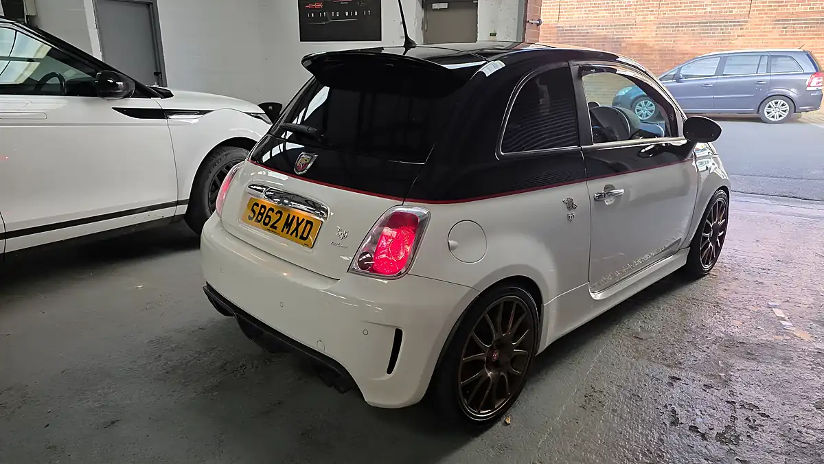 Used 2012 Abarth 595 Turismo Multicolour - Interior and Exterior details 6
