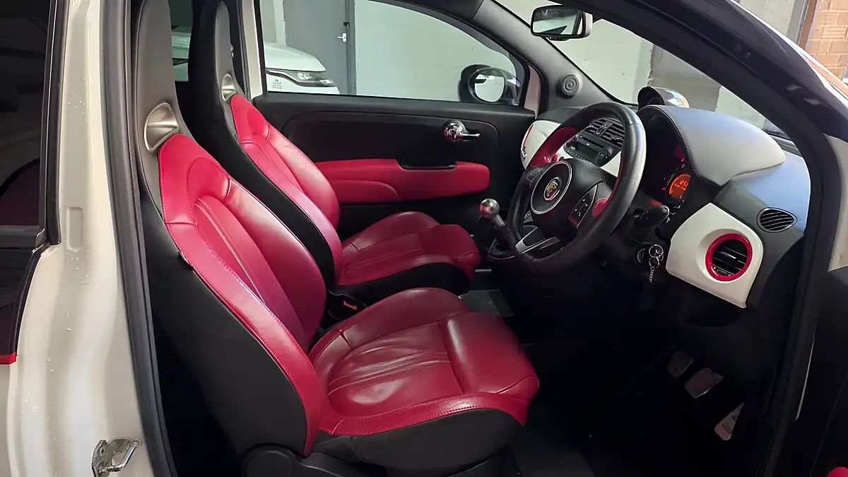 Used 2012 Abarth 595 Turismo Multicolour - Interior and Exterior details 9