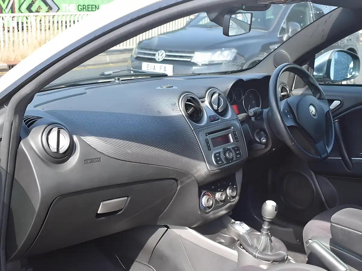 Used 2012 Alfa Romeo Mito Sportiva White - Interior and Exterior details 14