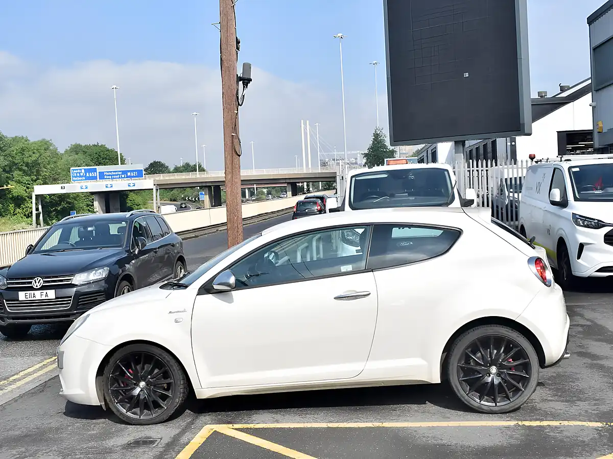 Used 2012 Alfa Romeo Mito Sportiva White - Interior and Exterior details 4