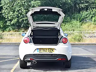 Used 2012 Alfa Romeo Mito Sportiva White - Interior and Exterior details 6