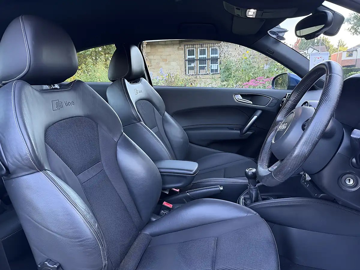 Used 2012 Audi A1 S Line Blue - Interior and Exterior details 12