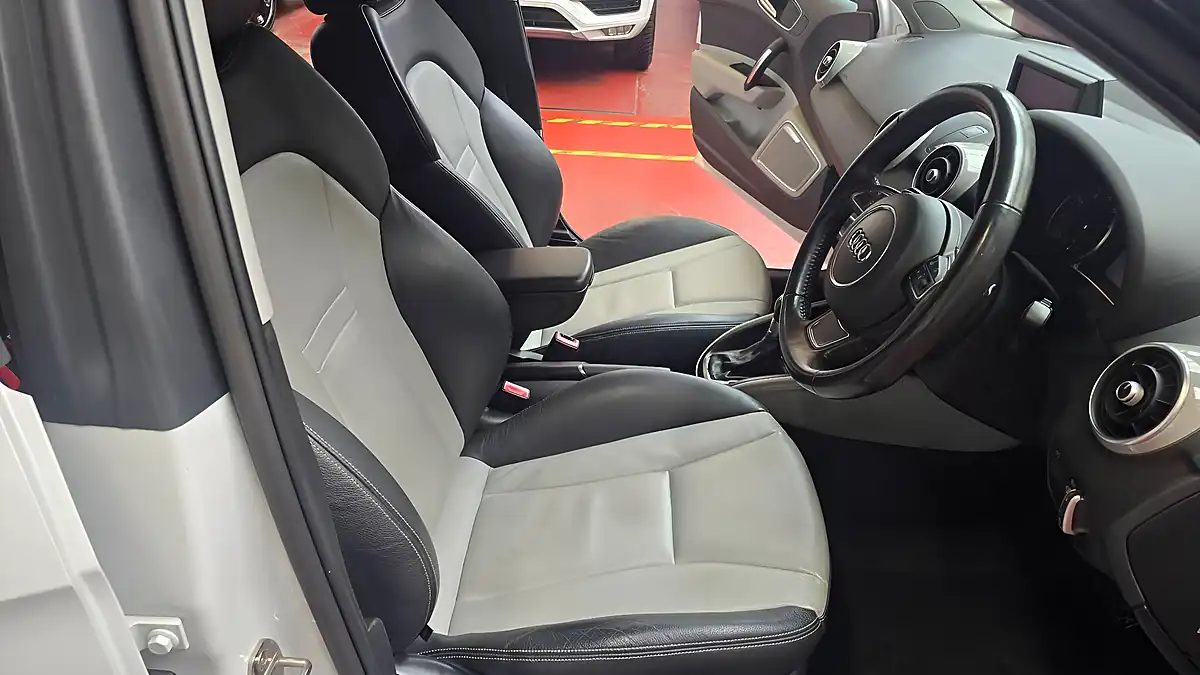 Used 2012 Audi A1 S Line Sportback White - Interior and Exterior details 3