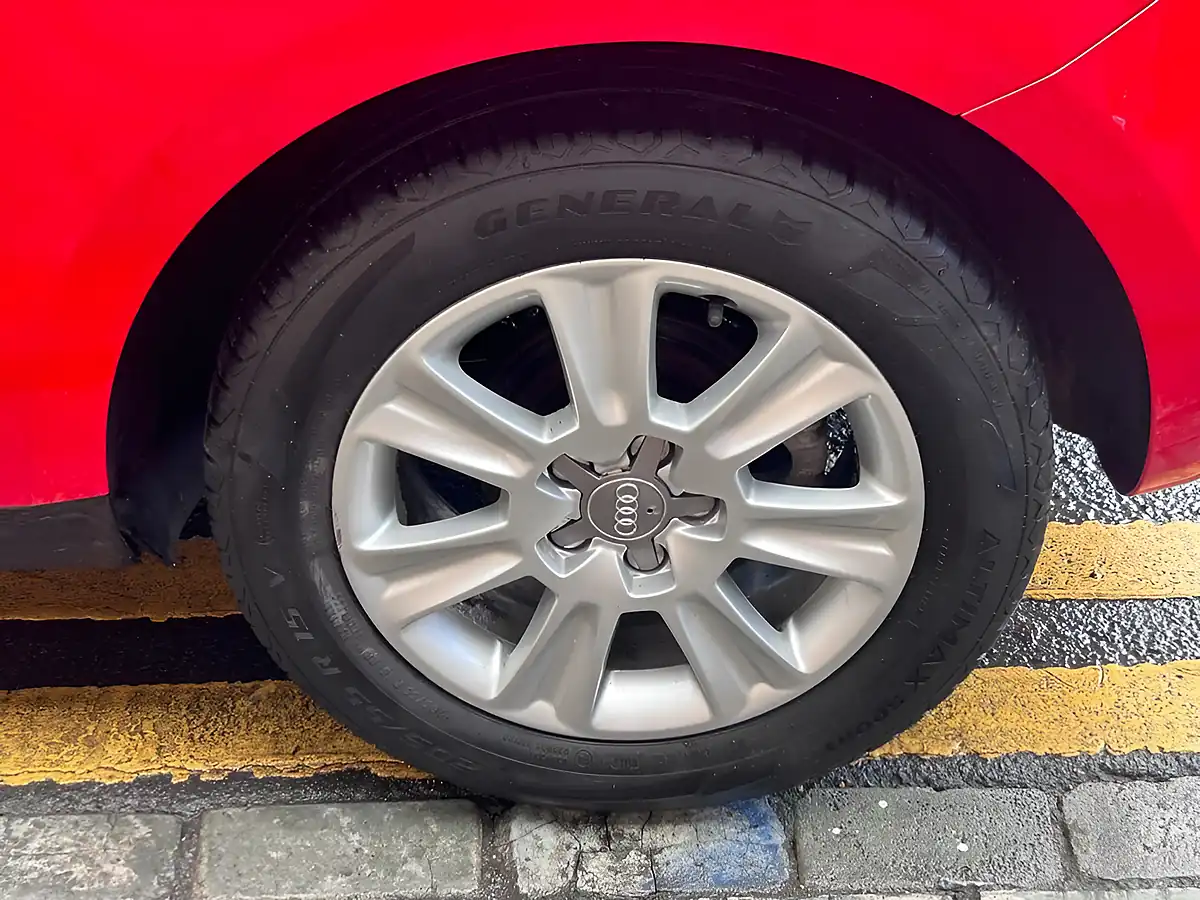 Used 2012 Audi A1 Se Red - Interior and Exterior details 11