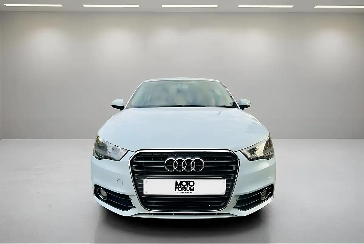Used 2012 Audi A1 Sport Sportback S Tronic Blue - Interior and Exterior details 2