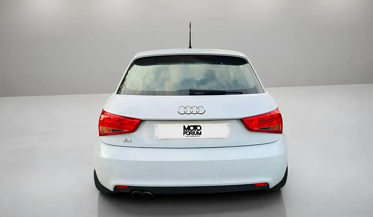 Used 2012 Audi A1 Sport Sportback S Tronic Blue - Interior and Exterior details 20