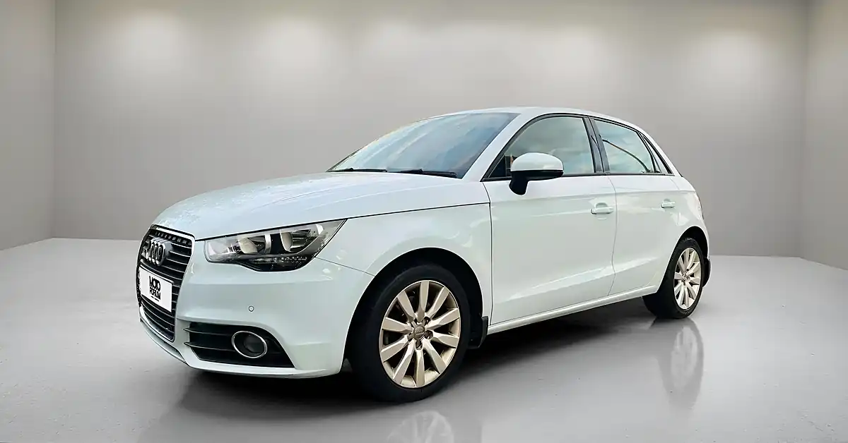 Used 2012 Audi A1 Sport Sportback S Tronic Blue - Interior and Exterior details 6