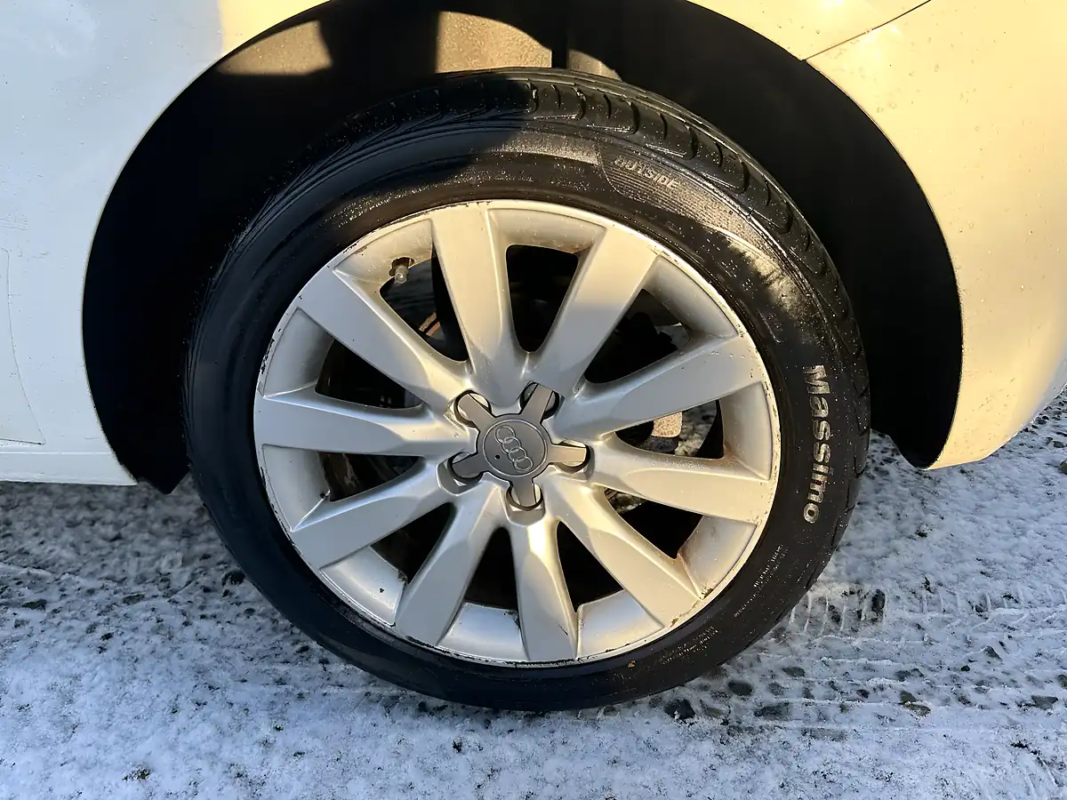Used 2012 Audi A1 Sport White - Interior and Exterior details 10