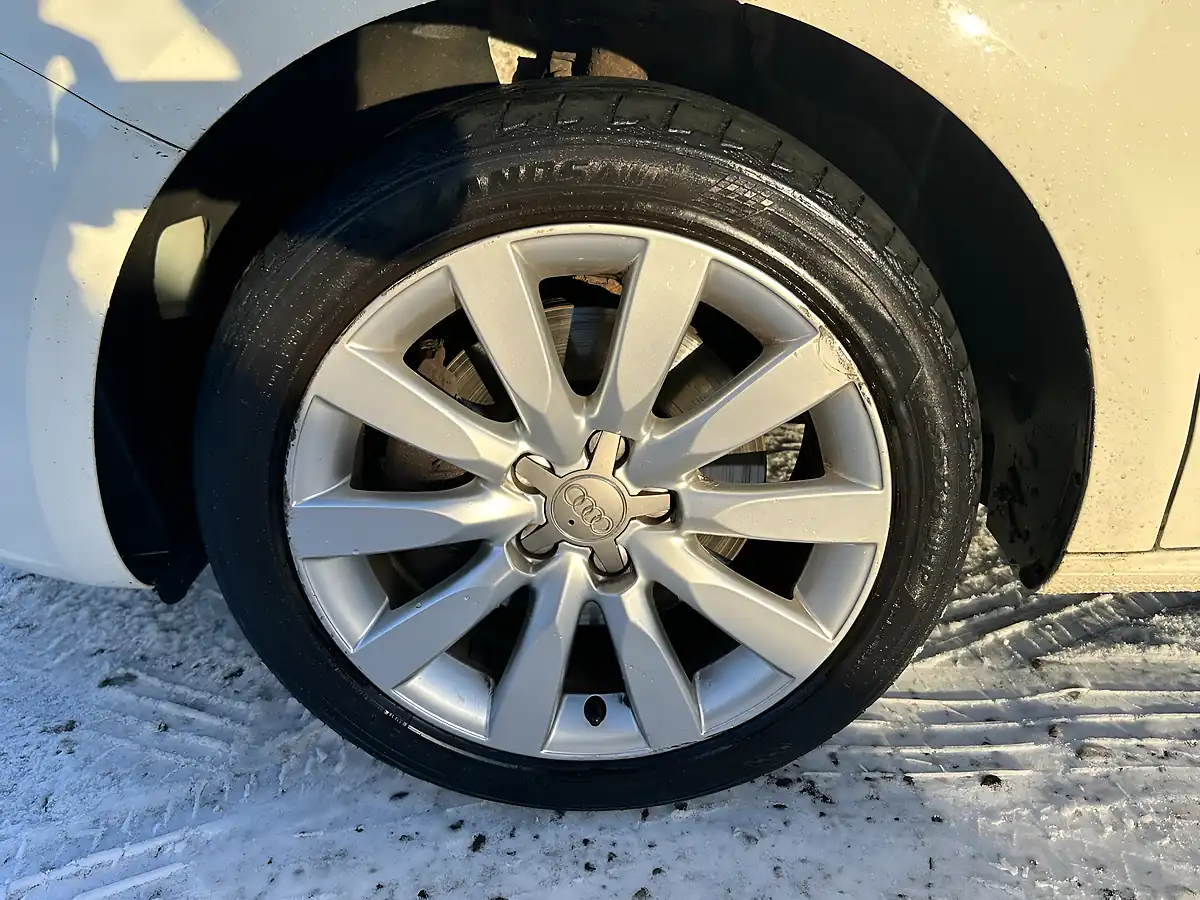 Used 2012 Audi A1 Sport White - Interior and Exterior details 11