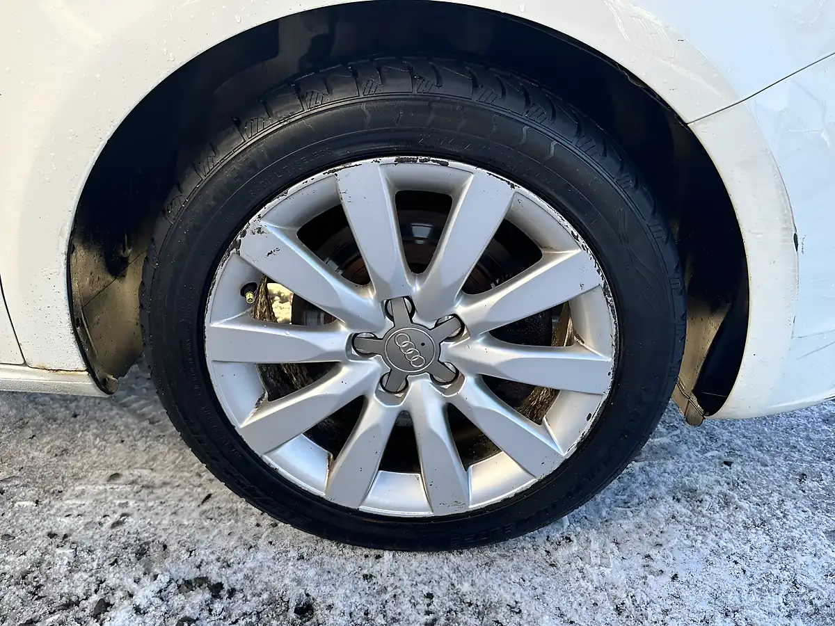 Used 2012 Audi A1 Sport White - Interior and Exterior details 12