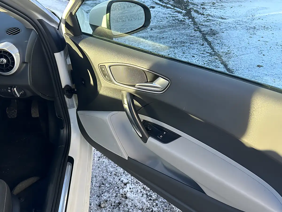 Used 2012 Audi A1 Sport White - Interior and Exterior details 14