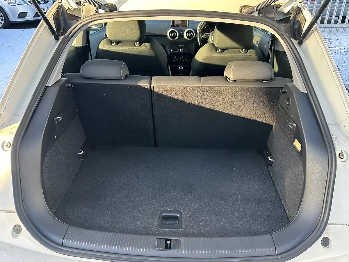 Used 2012 Audi A1 Sport White - Interior and Exterior details 8