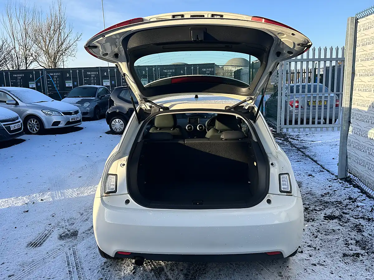 Used 2012 Audi A1 Sport White - Interior and Exterior details 9