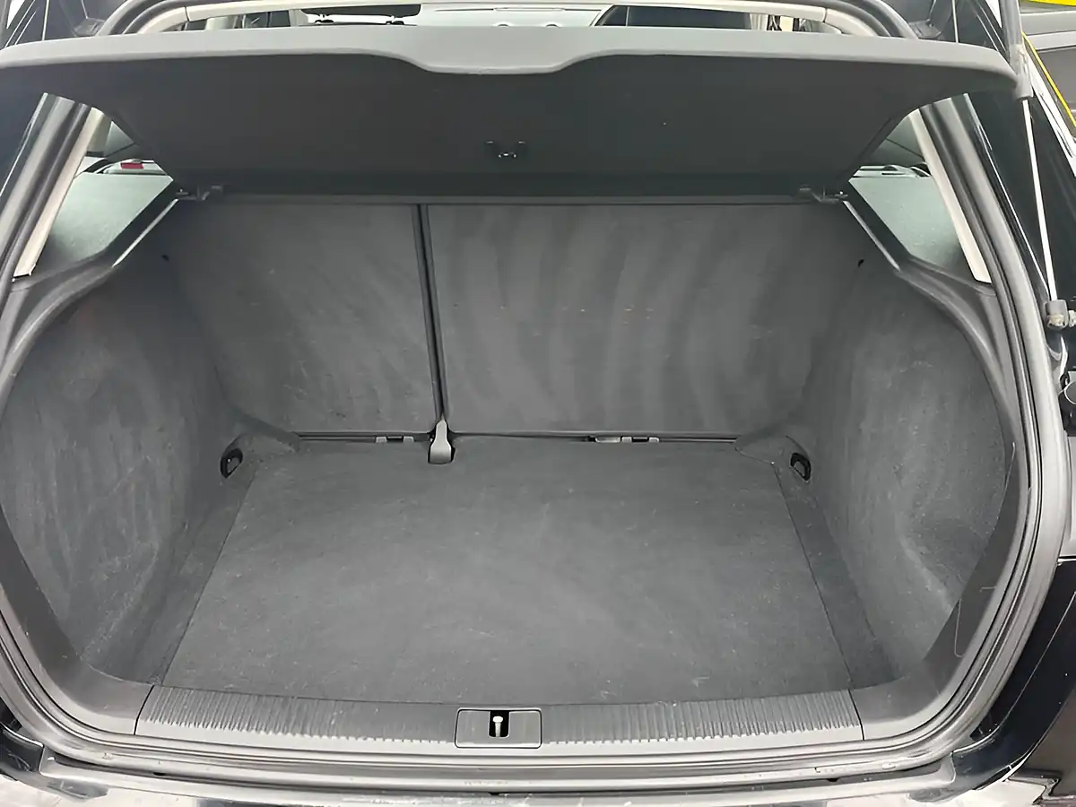 Used 2012 Audi A3 Technik Black - Interior and Exterior details 15