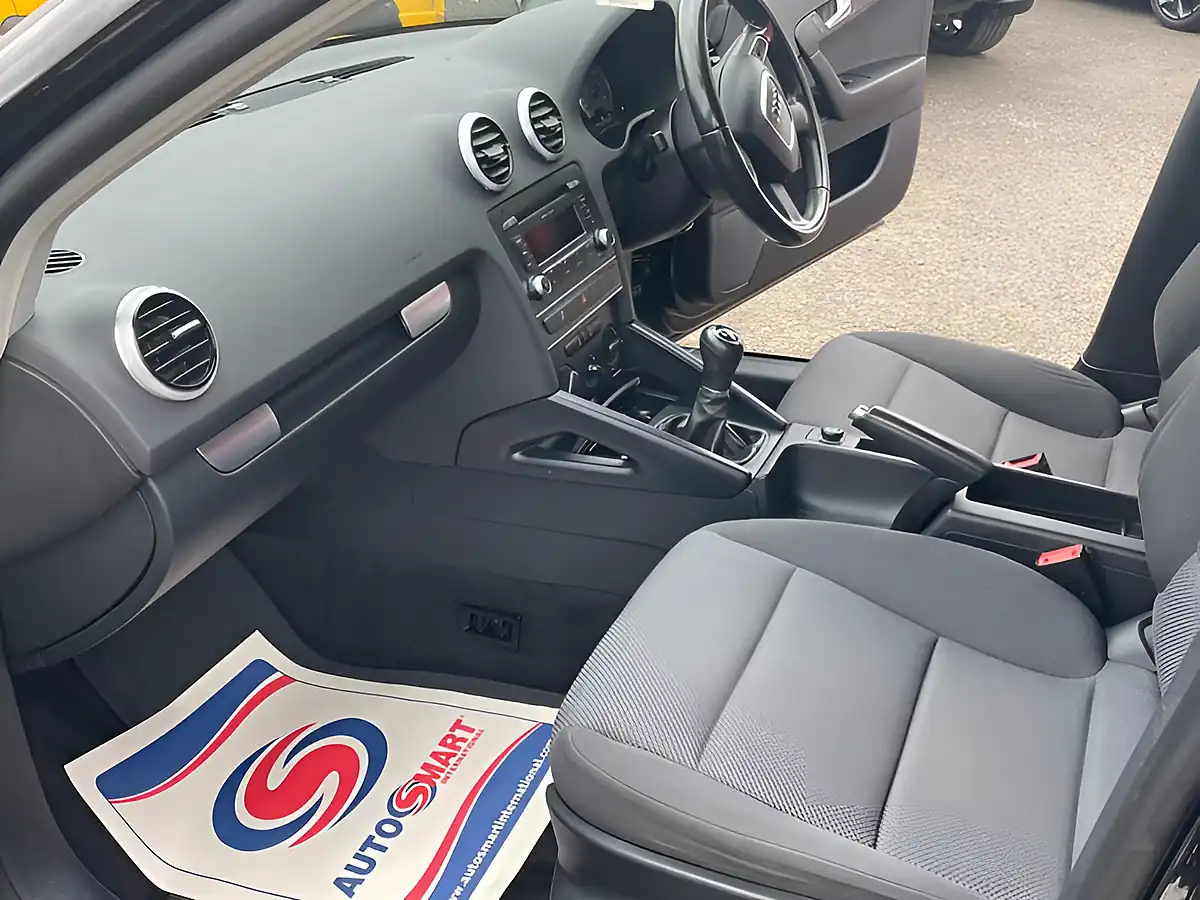 Used 2012 Audi A3 Technik Black - Interior and Exterior details 17