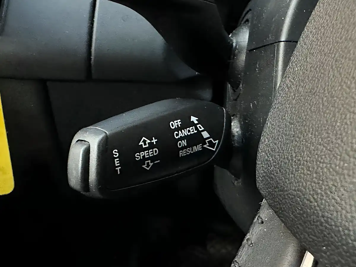 Used 2012 Audi A4 Allroad White - Interior and Exterior details 11