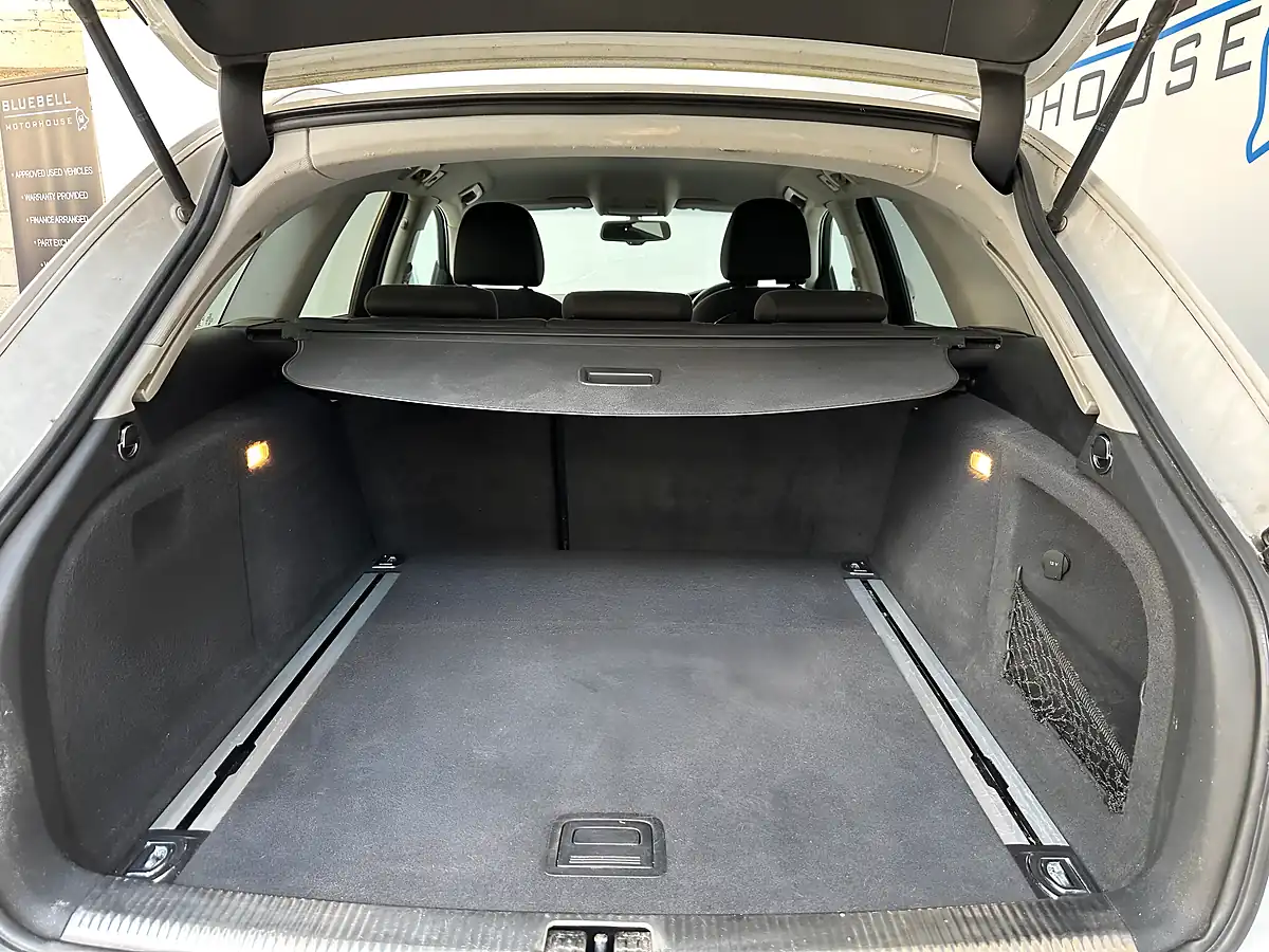 Used 2012 Audi A4 Allroad White - Interior and Exterior details 19