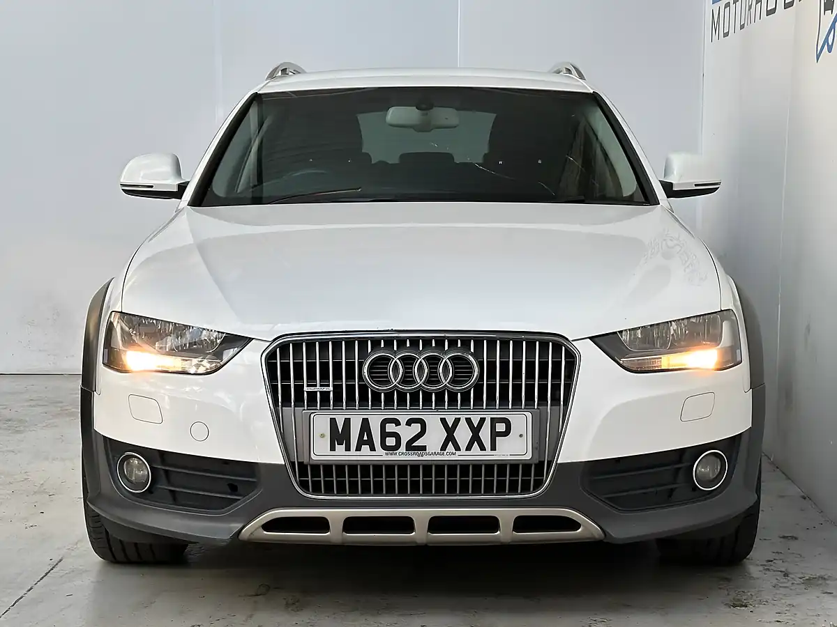 Used 2012 Audi A4 Allroad White - Interior and Exterior details 2