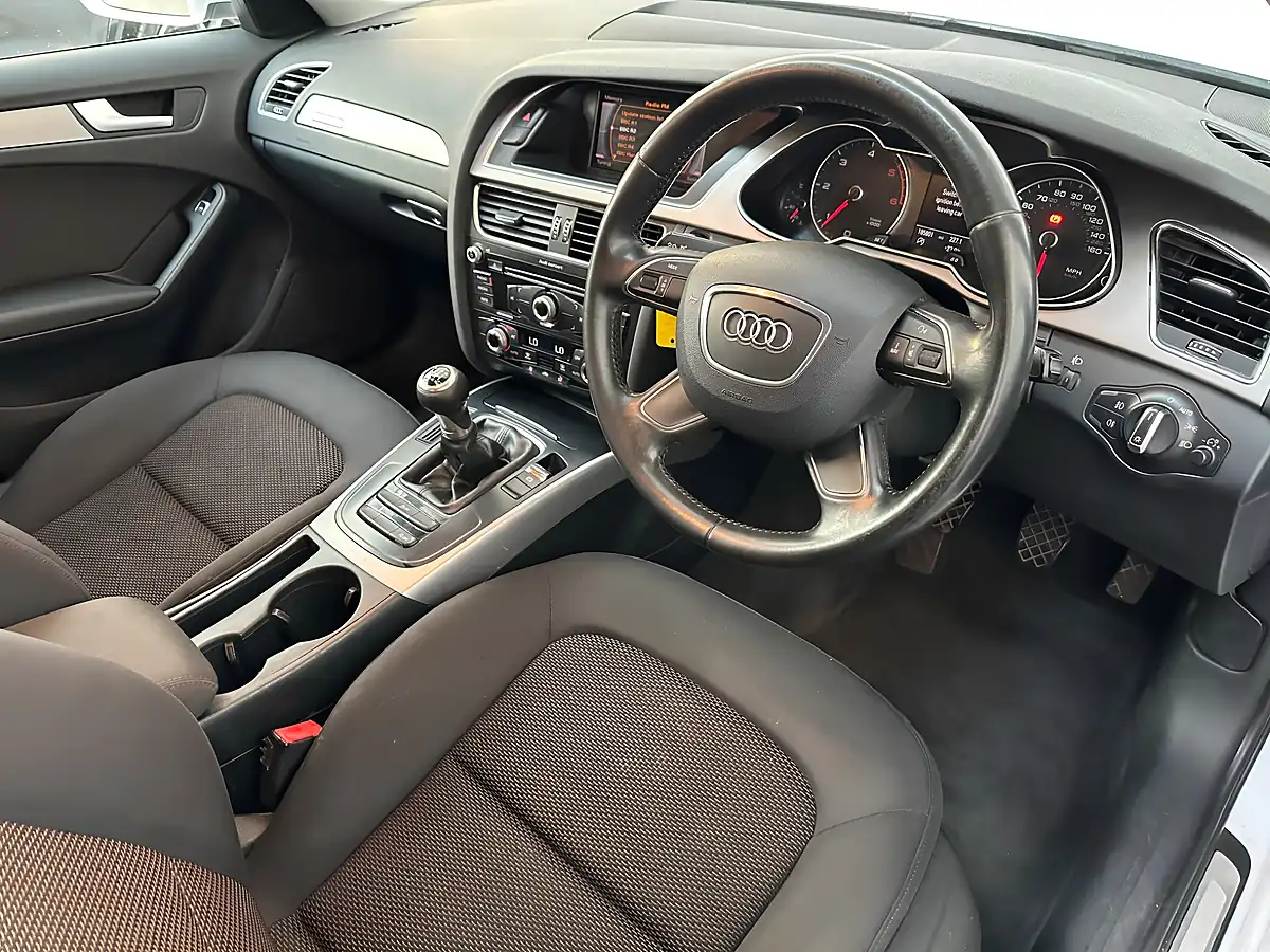 Used 2012 Audi A4 Allroad White - Interior and Exterior details 3