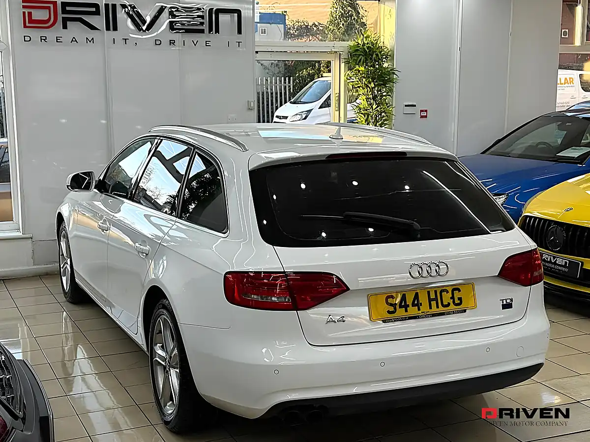Used 2012 Audi A4 Avant Se Technik Ibis White - Interior and Exterior details 2