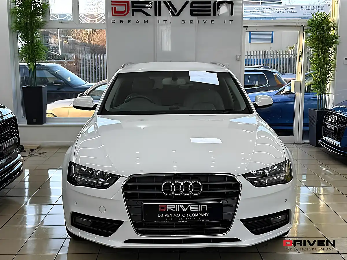 Used 2012 Audi A4 Avant Se Technik Ibis White - Interior and Exterior details 3