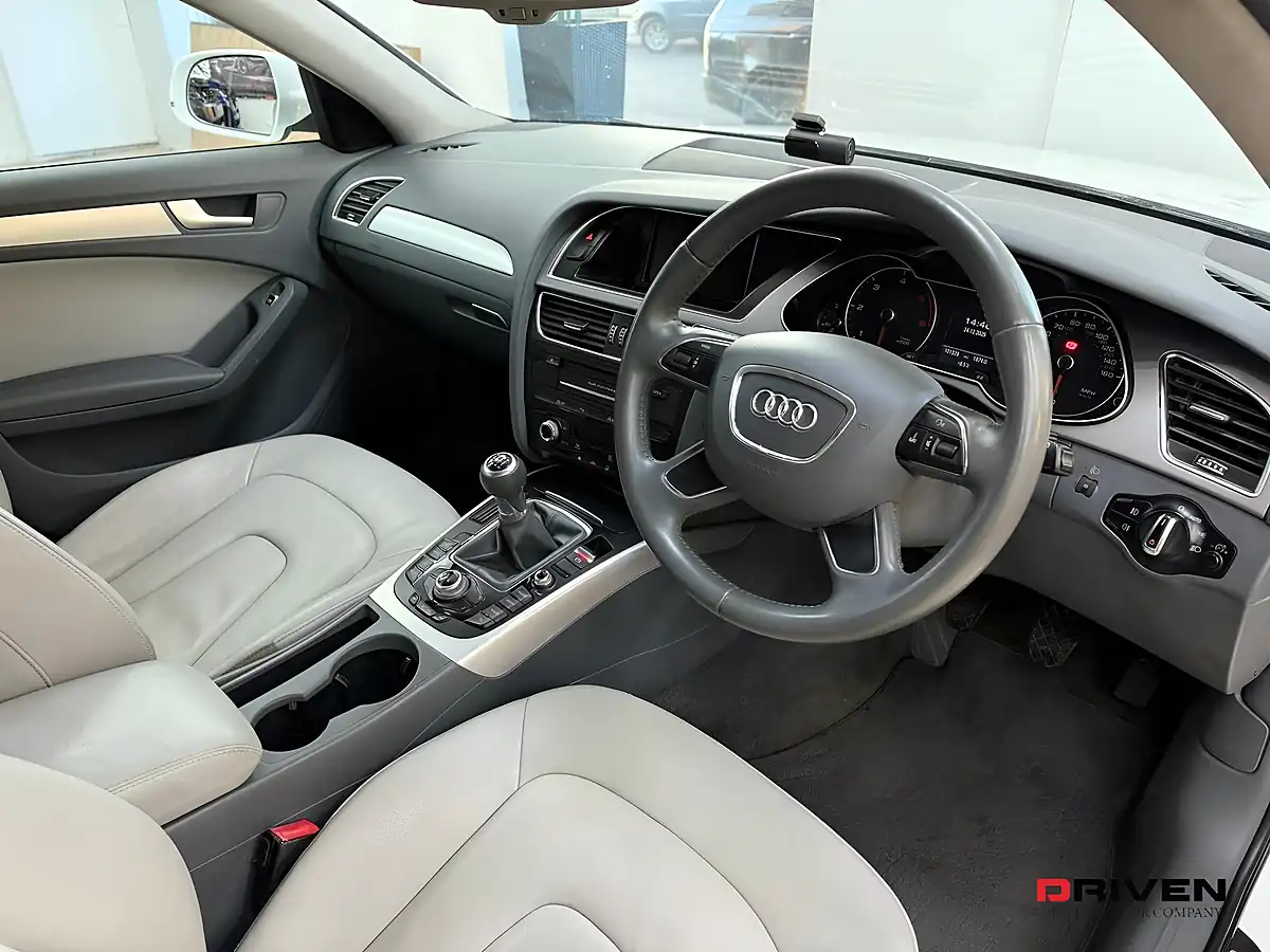 Used 2012 Audi A4 Avant Se Technik Ibis White - Interior and Exterior details 4