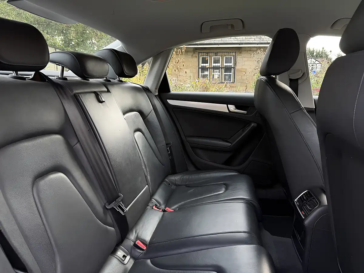 Used 2012 Audi A4 Technik Black - Interior and Exterior details 13