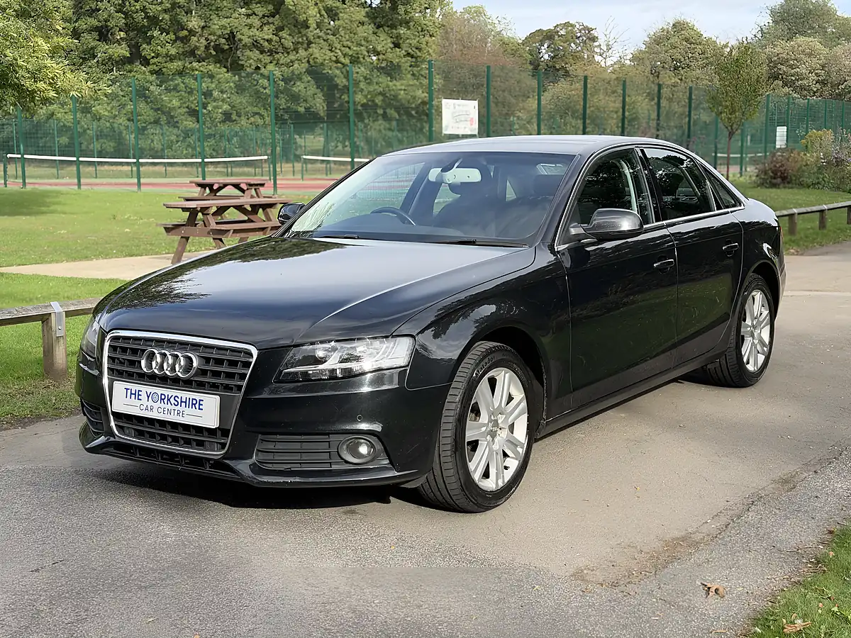 Used 2012 Audi A4 Technik Black - Interior and Exterior details 3