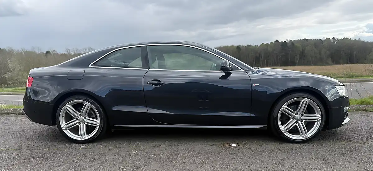 Used 2012 Audi A5 S Line Moonlight Blue Metallic - Interior and Exterior details 9