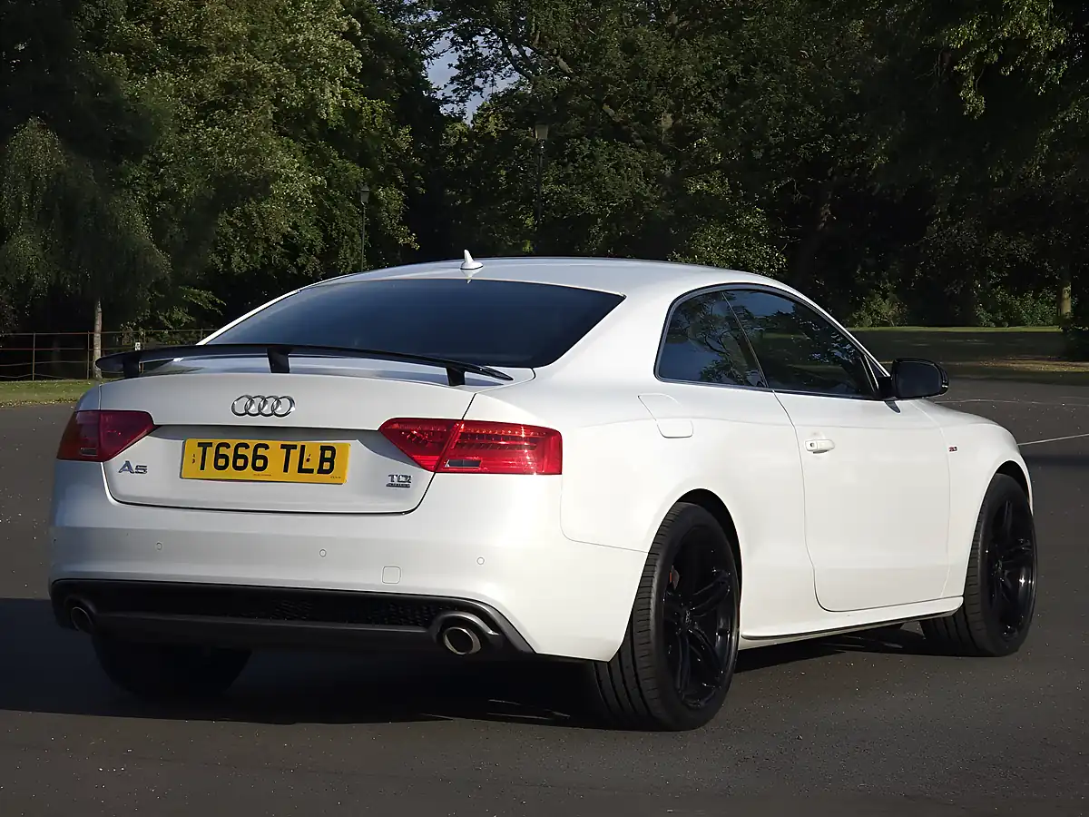 Used 2012 Audi A5 S Line White - Interior and Exterior details 11