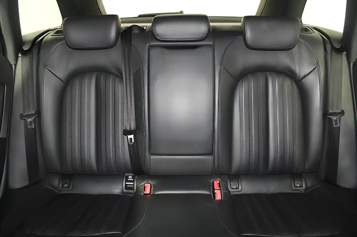 Used 2012 Audi A6 Avant S Line Silver - Interior and Exterior details 18
