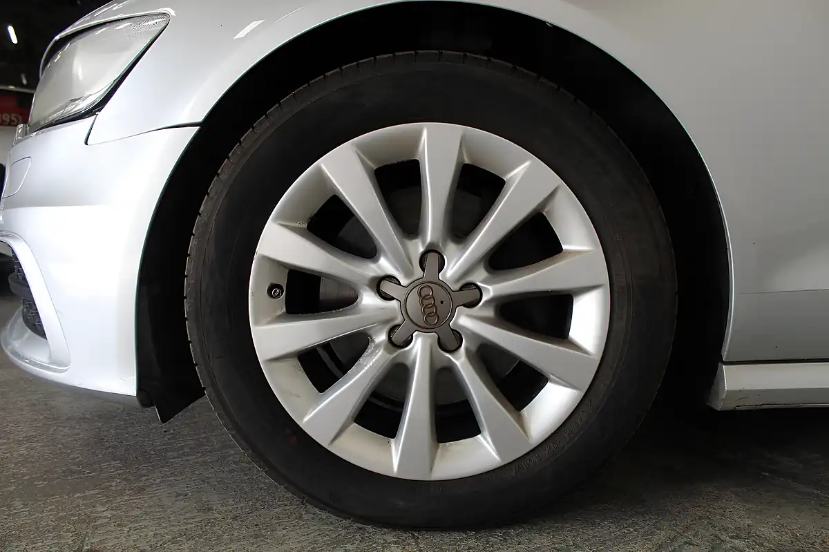 Used 2012 Audi A6 Avant S Line Silver - Interior and Exterior details 20