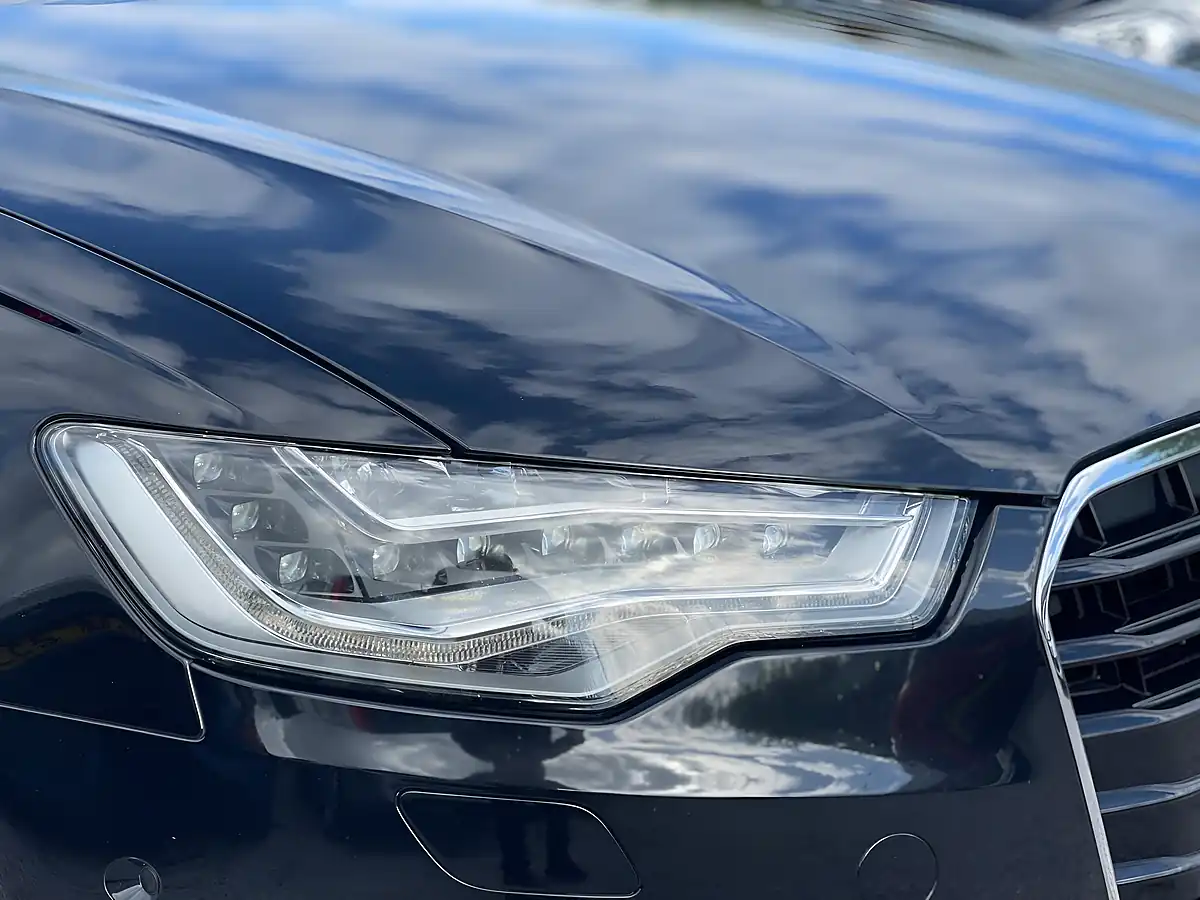 Used 2012 Audi A6 Saloon Black - Interior and Exterior details 8