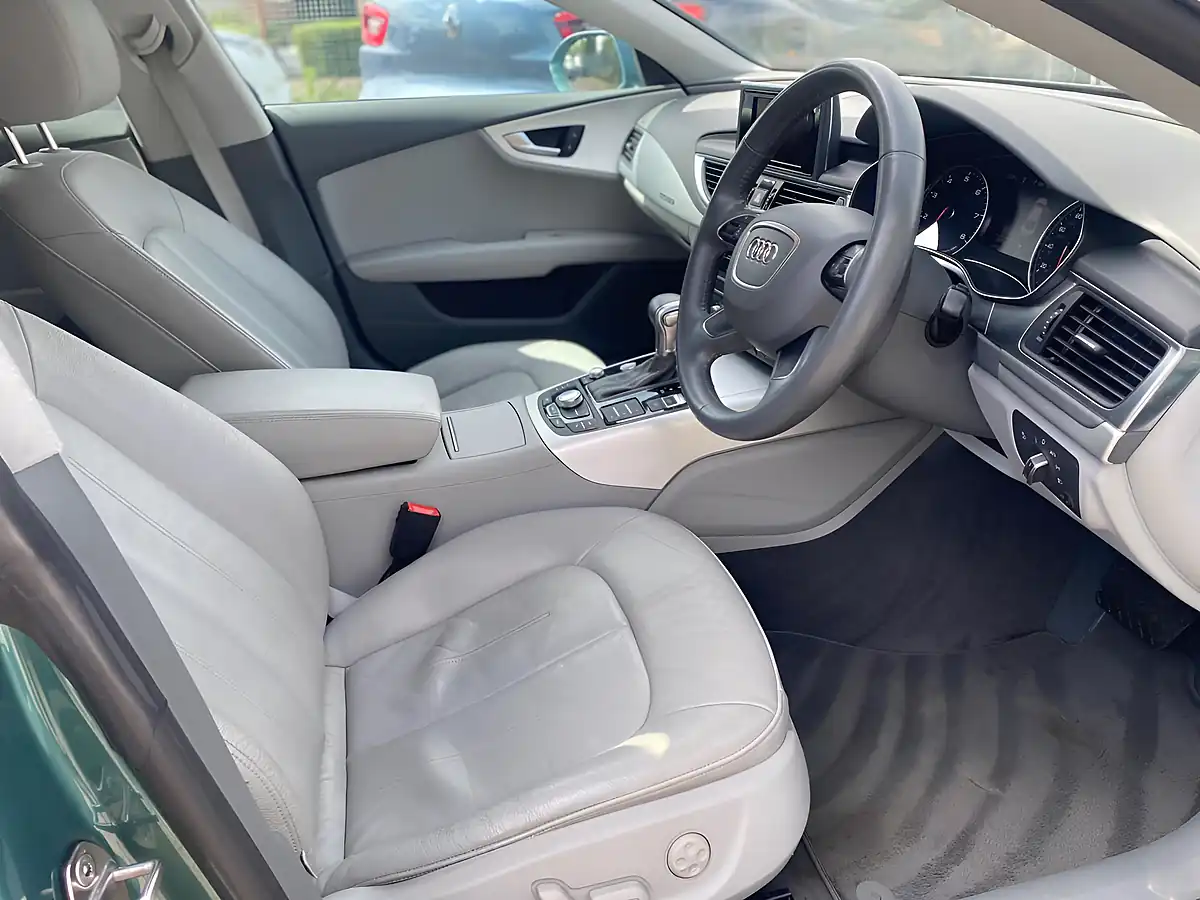 Used 2012 Audi A7 Se Mineral Green - Interior and Exterior details 17