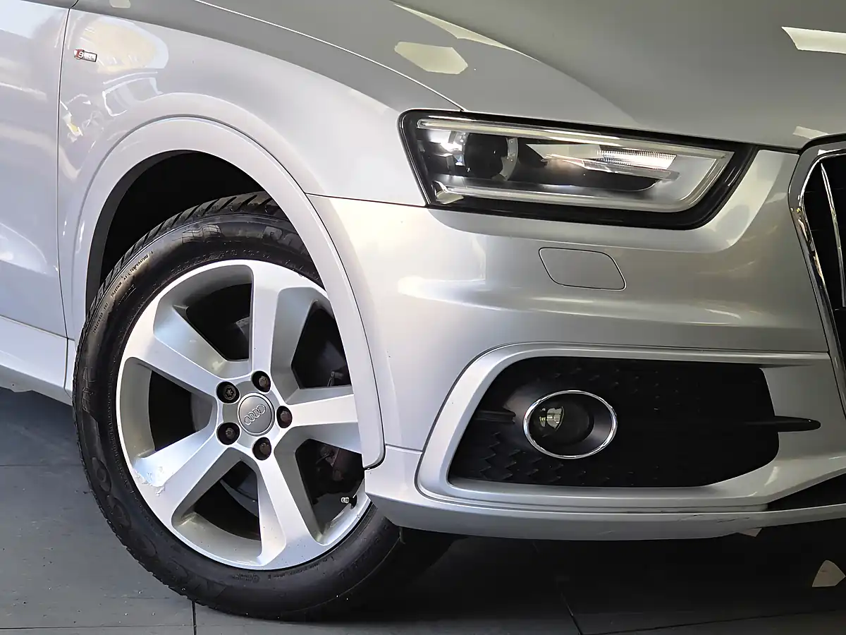 Used 2012 Audi Q3 S Line Silver - Interior and Exterior details 6