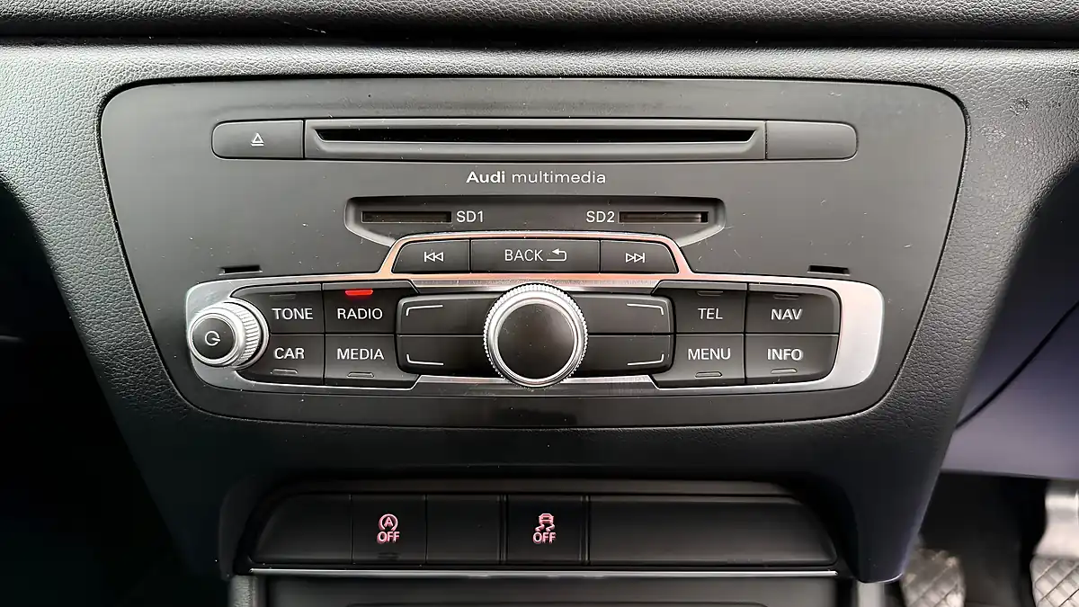 Used 2012 Audi Q3 S Line White - Interior and Exterior details 13