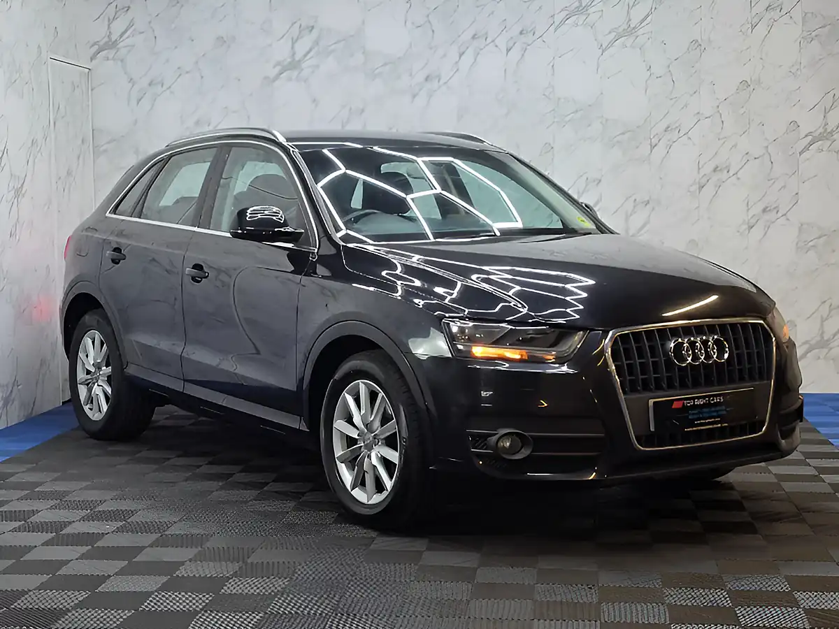 Used 2012 Audi Q3 Se Black - Front View