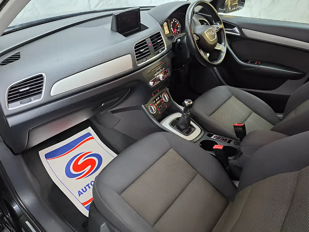 Used 2012 Audi Q3 Se Black - Interior and Exterior details 12