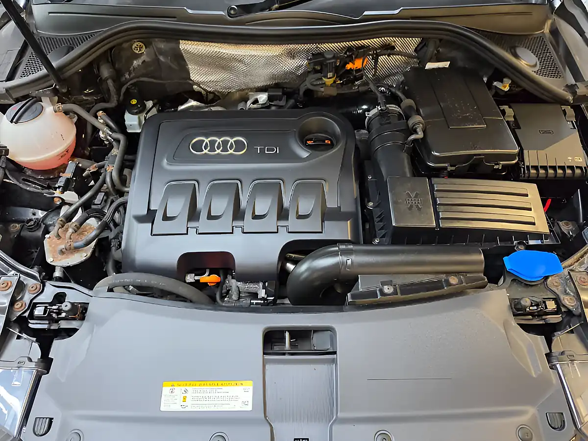 Used 2012 Audi Q3 Se Black - Interior and Exterior details 20