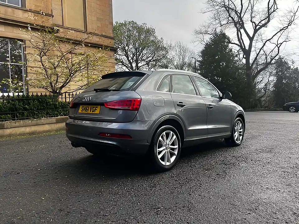 Used 2012 Audi Q3 Se Grey - Interior and Exterior details 7