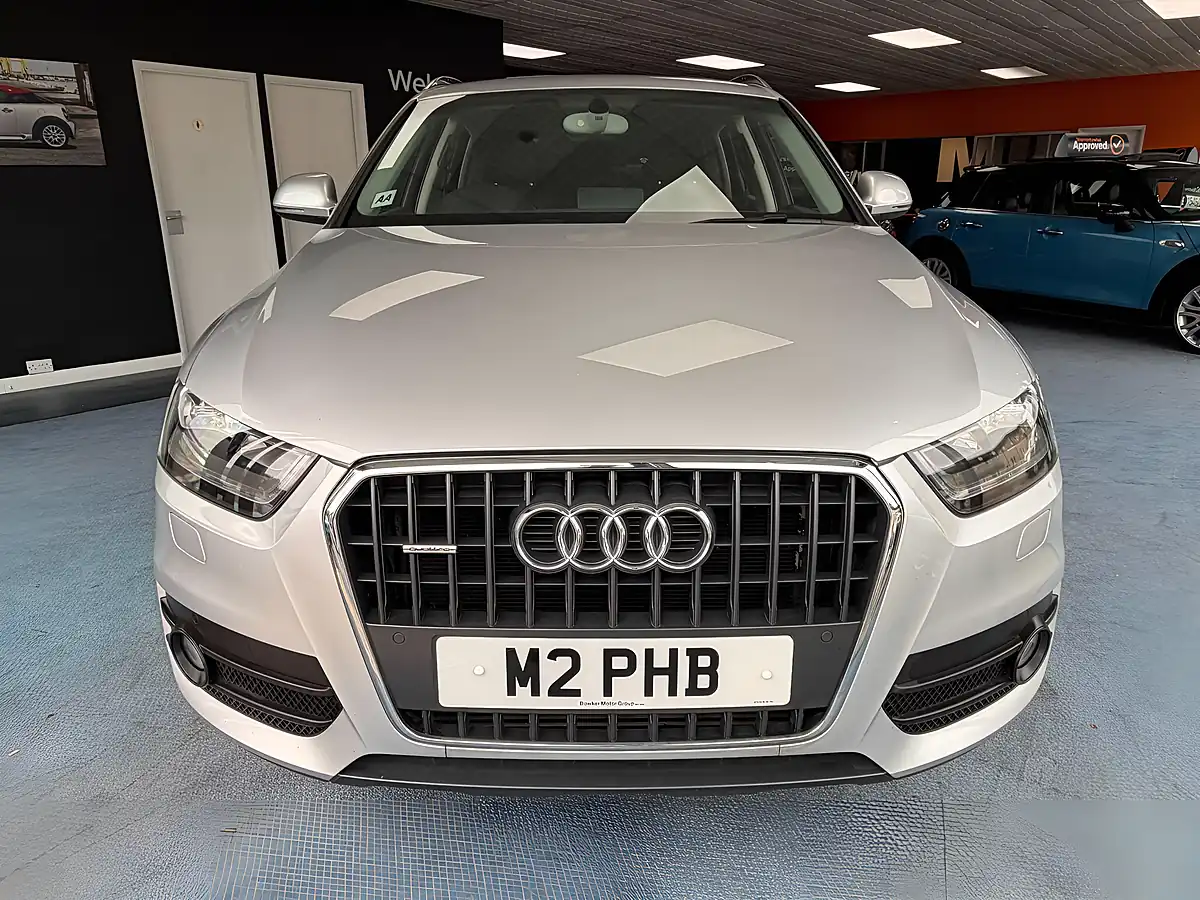 Used 2012 Audi Q3 Se Silver - Interior and Exterior details 4