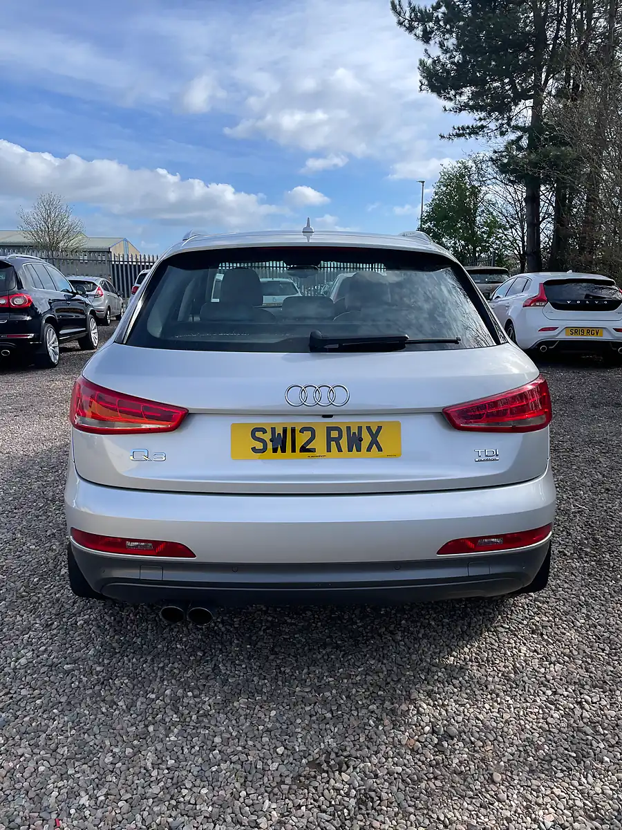 Used 2012 Audi Q3 Se Silver - Interior and Exterior details 10