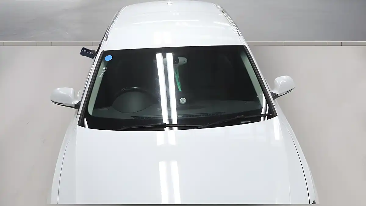 Used 2012 Audi Q3 Se White - Interior and Exterior details 7