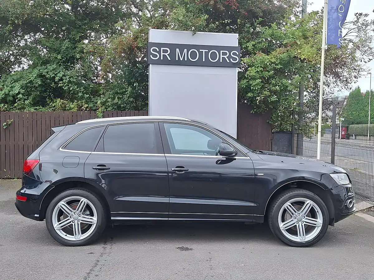 Used 2012 Audi Q5 S Line Plus Black - Interior and Exterior details 6