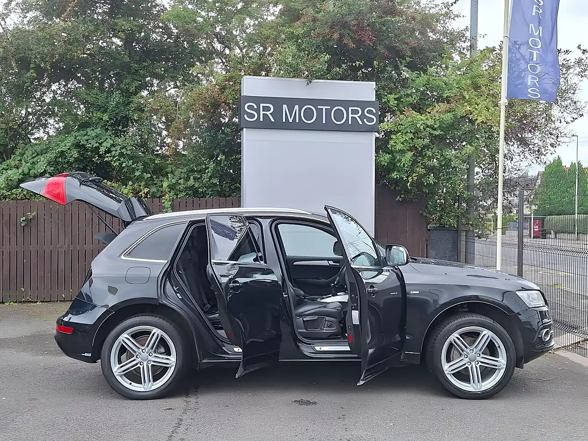 Used 2012 Audi Q5 S Line Plus Black - Interior and Exterior details 7