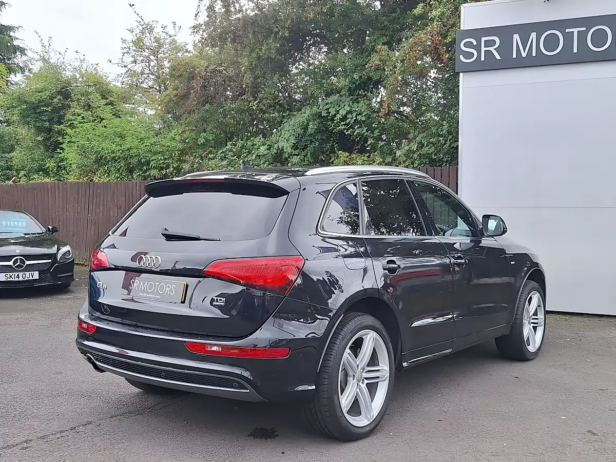 Used 2012 Audi Q5 S Line Plus Black - Interior and Exterior details 8