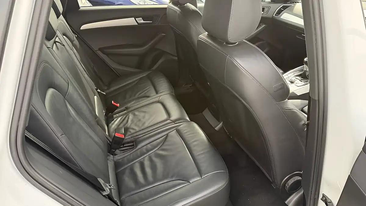 Used 2012 Audi Q5 S Line Plus White - Interior and Exterior details 16